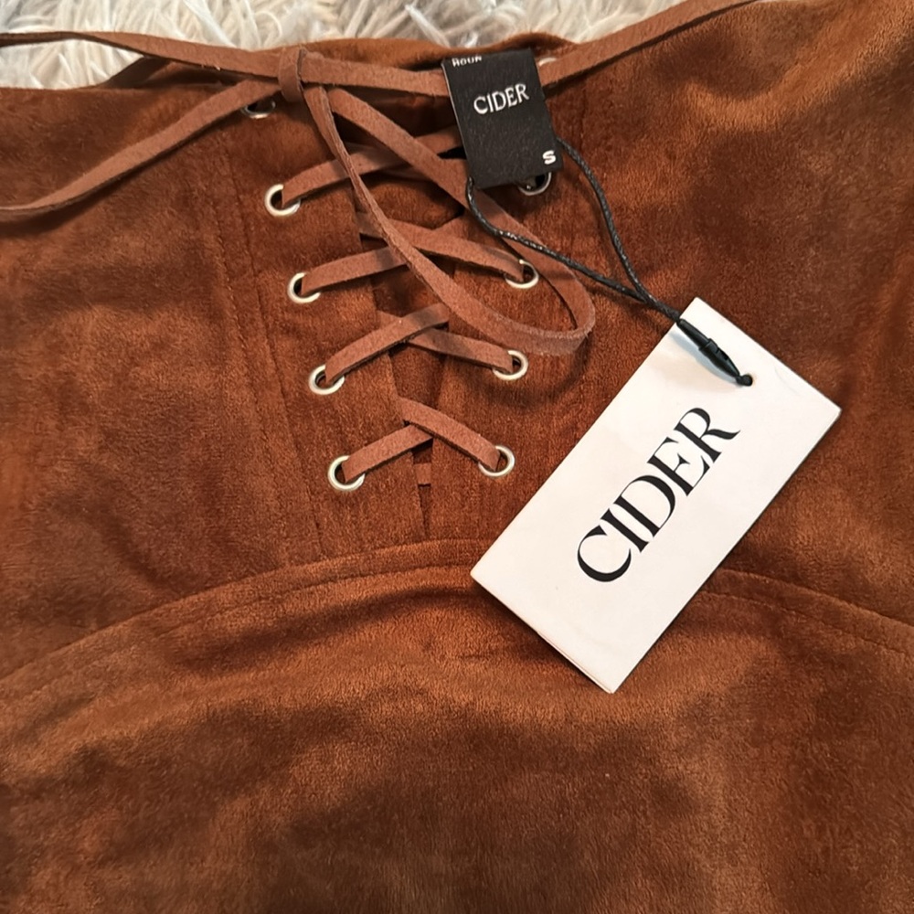 Suede lace up mini skirt - Picture 7 of 7